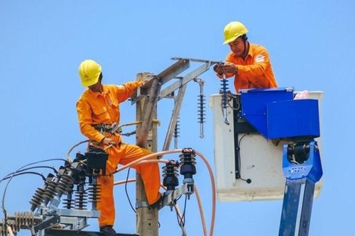 Chuẩn bị tốt nhất phục vụ phát điện những tháng cao điểm mùa hè