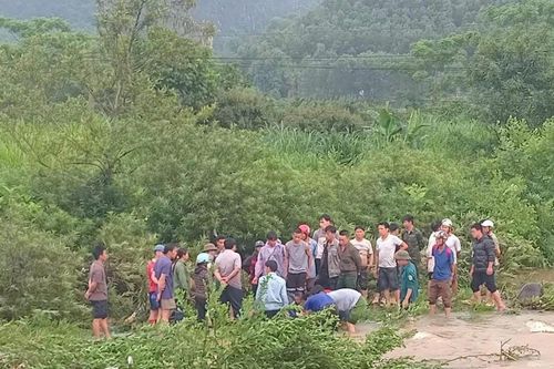 Nửa đêm, nữ sinh 17 tuổi bị lũ cuốn tử vong khi trên đường trở về nhà