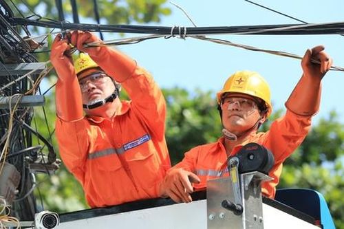 Thủ tướng: Đảm bảo dứt khoát không để thiếu điện trong bất cứ trường hợp nào