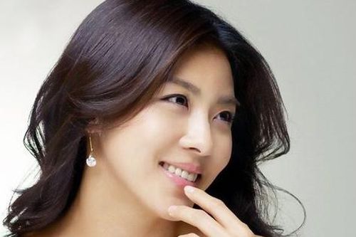 'Đả nữ' hàng đầu xứ Hàn ở tuổi 47, giàu có nhưng chưa yêu ai