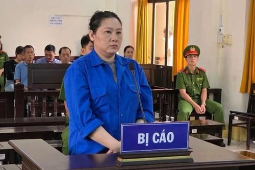 Người vợ đầu độc chồng bằng xyanua lĩnh án 20 năm tù