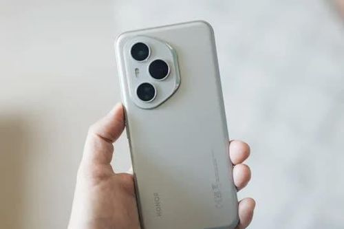 Smartphone cấu hình đáng nể, chống nước, camera 200MP, giá hấp dẫn