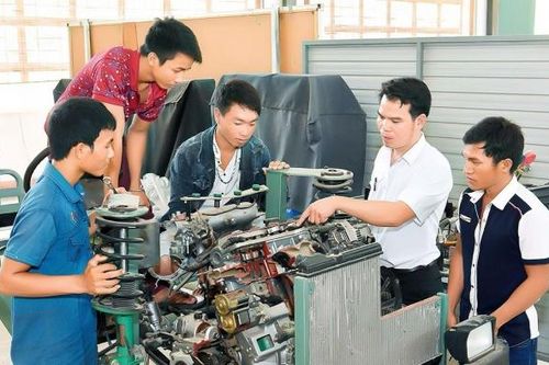 Đào tạo nghề: Đòn bẩy cho phát triển nông thôn mới bền vững