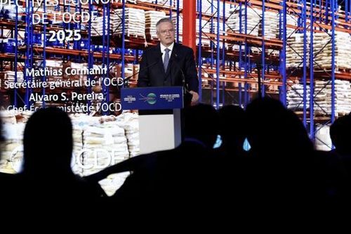 OECD hạ dự báo tăng trưởng kinh tế toàn cầu vì thuế quan
