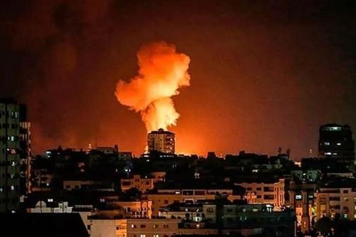 Israel bắn phá dữ dội miền Nam Syria, gây thiệt hại lớn