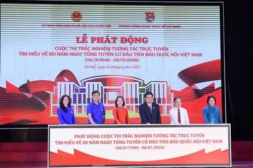 Thanh niên Việt Nam tìm hiểu lịch sử trên nền tảng số