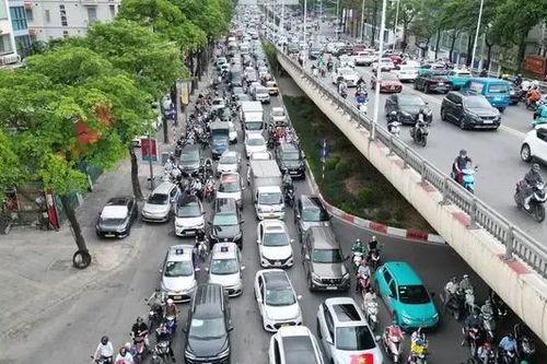 Nút giao Trần Duy Hưng - Láng: Điểm đen ùn tắc giao thông