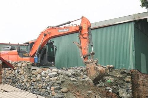Quốc Oai: Cưỡng chế 8 trường hợp vi phạm đất đai, trật tự xây dựng