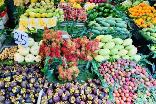 Loại quả giàu chất xơ là đặc sản Tây Bắc vào mùa bán đầy chợ giá hơn chục nghìn đồng/kg