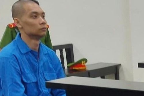 Sàm sỡ hàng xóm, còn vung dao chém gục chồng nạn nhân ở Hà Nội