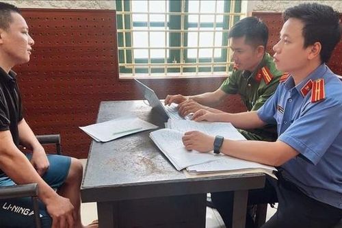 Bắt tạm giam đối tượng uy hiếp, ép buộc bồi thường sau tai nạn giao thông