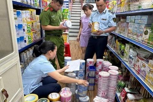 Hàng tấn thực phẩm bẩn bị phát hiện - Lỗ hổng nào trong kiểm soát?