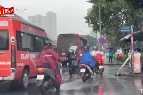 Hà Nội chấn chỉnh tình trạng xe khách dừng, đỗ sai quy định