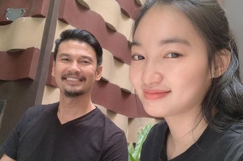 Vợ kém 26 tuổi của Tiết Cương đính chính