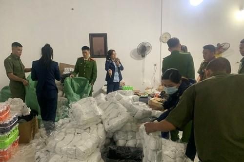Đẩy mạnh cao điểm đấu tranh ngăn chặn hàng giả