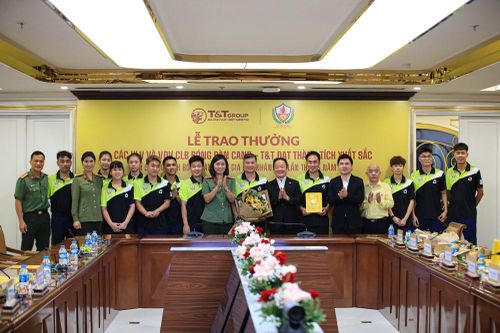 T&T Group trao thưởng hơn 1,2 tỉ đồng cho CLB Bóng bàn CAND-T&T