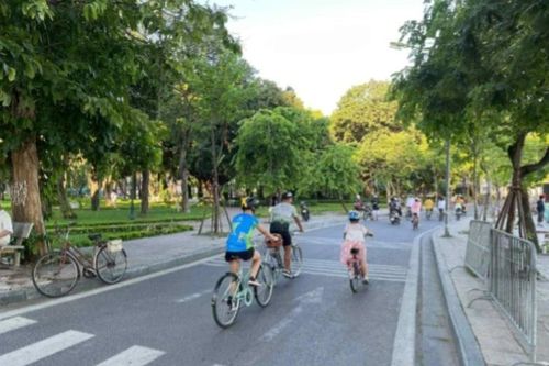 Đi xe đạp xây dựng vùng phát thải thấp
