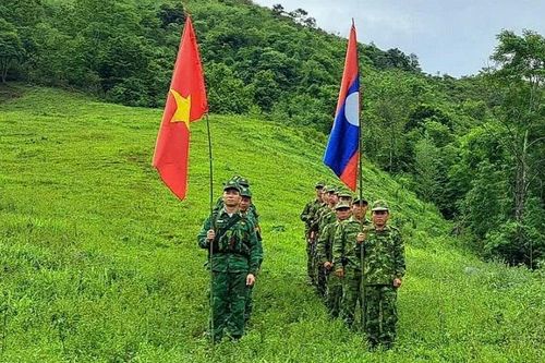 Tăng cường phối hợp tuần tra song phương bảo vệ biên giới Việt Nam-Lào