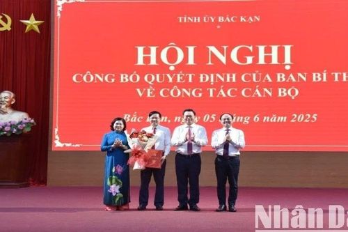 Đồng chí Đinh Quang Tuyên làm Phó Bí thư Tỉnh ủy Bắc Kạn