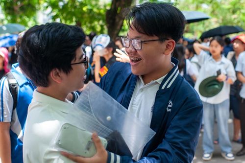 Lời chúc thi tốt vào lớp 10 năm 2025 ngắn gọn và ý nghĩa
