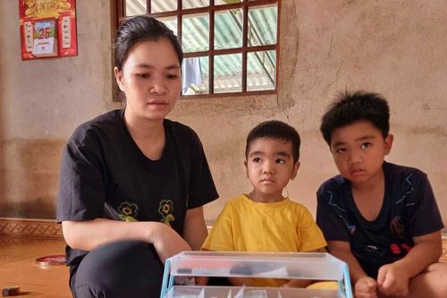Cậu bé 9 tuổi hai lần hiến tủy cứu em, cha mẹ nghèo không còn tiền phẫu thuật
