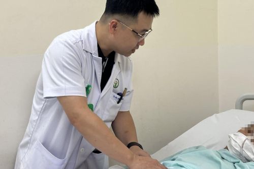 Tai nạn sinh hoạt hy hữu khiến người đàn ông ôm vùng kín tổn thương đi cấp cứu