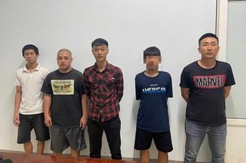 Bắt khẩn cấp 2 đối tượng trong vụ hỗn chiến trước cổng bệnh viện ở Đắk Lắk