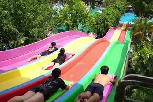Đầm Sen Water Park ưu đãi lớn dịp hè