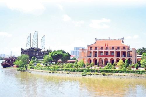 Kỷ niệm 114 năm Ngày Bác Hồ ra đi tìm đường cứu nước (5/6/1911 - 5/6/2025): Người như 'Tiếng sấm mùa Xuân'