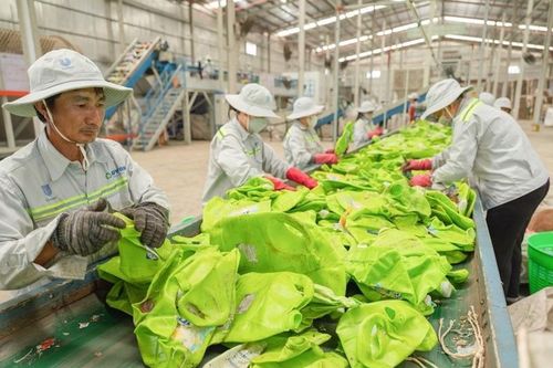 Gỡ rào cản chuyển đổi xanh doanh nghiệp