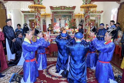 Tổ chức Lễ hội Yến sào Khánh Hòa tại đảo yến Hòn Nội