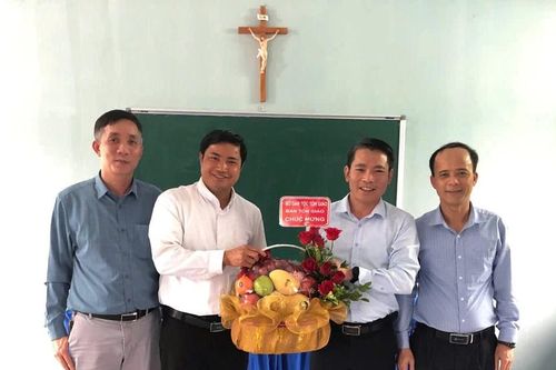 Lào Cai phát huy vai trò các tôn giáo trong phát triển kinh tế - xã hội