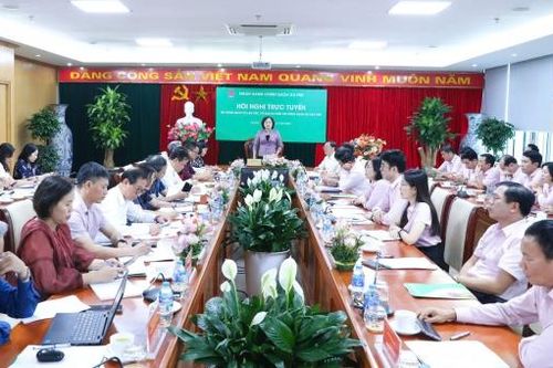 Thống đốc Ngân hàng Nhà nước làm việc với Ban Đại diện HĐQT Ngân hàng Chính sách Xã hội các cấp