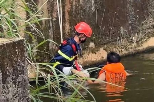 Đà Lạt: Tìm thân nhân người phụ nữ tử vong tại đập nước cầu Mê Linh