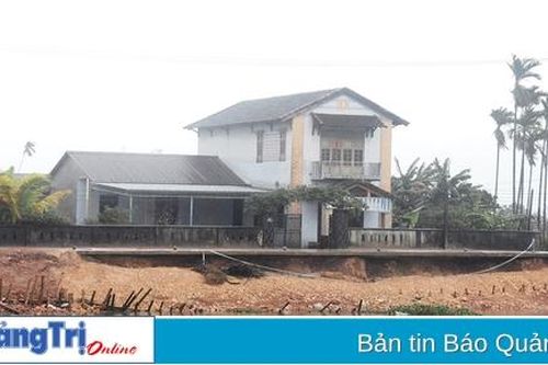 Phân bổ 5 tỉ đồng thực hiện các công trình xử lý khẩn cấp sạt lở bờ sông