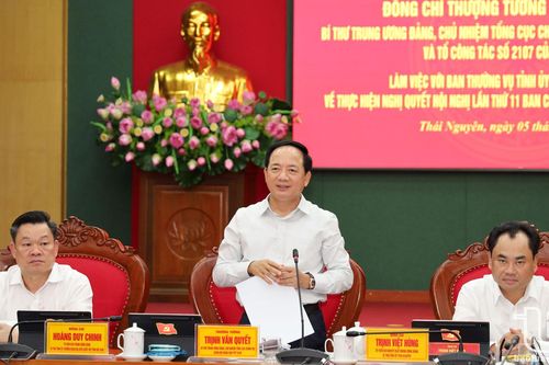 Tổ công tác của Bộ Chính trị làm việc với Ban Thường vụ Tỉnh ủy Thái Nguyên, Bắc Kạn