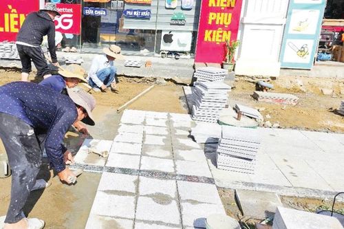 Đẩy nhanh tiến độ chỉnh trang, mở rộng đường Phạm Văn Đồng