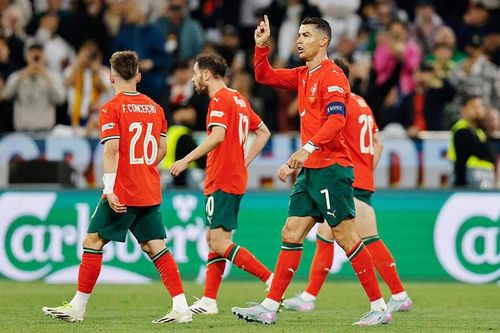 Ronaldo tỏa sáng, Bồ Đào Nha vào chung kết Nations League