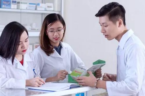 Sở Y tế Hà Nội hợp tác phát triển dược lâm sàng