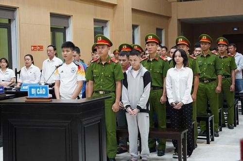 31 bị cáo lừa đảo tại đặc khu Tam giác vàng lĩnh án
