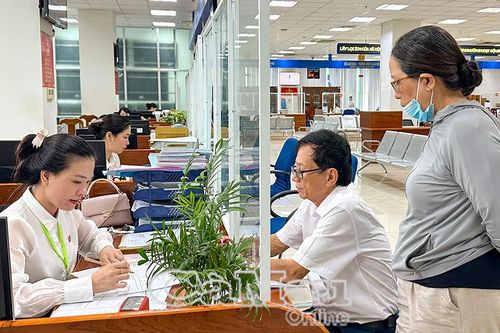 Khi lòng dân là 'thước đo' công quyền