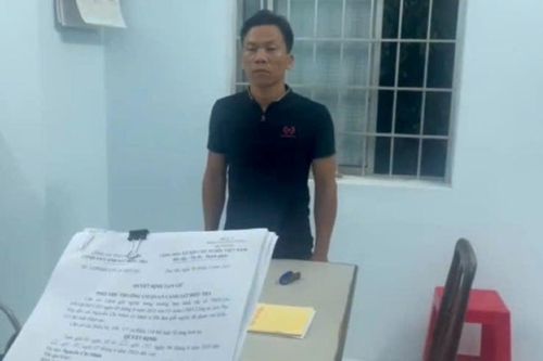 Rủ vào nhà nghỉ bất thành, người đàn ông vác dao đòi giết bạn gái