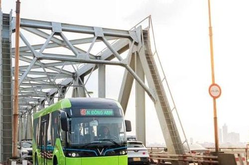 Vinbus khai trương tuyến buýt điện số 43 Kim Mã - Trung tâm Triển lãm quốc gia (Đông Anh)
