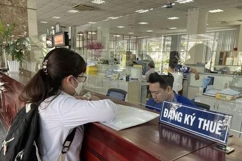 Từ chối chuyển khoản: 'Chiêu trò' né thuế hay bước lùi trong thời đại số