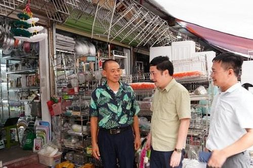 Cầu Giấy nhân rộng mô hình 'Chợ thông minh 4.0 không dùng tiền mặt'