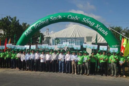 Cần Thơ phát động trồng cây và Chương trình 'Môi trường sạch-Cuộc sống xanh'