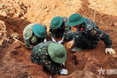 Đoàn Kinh tế - Quốc phòng 337 (Quân khu 4): Tổ chức truy điệu, an táng 10 hài cốt liệt sĩ
