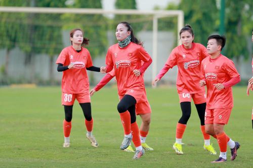 Thanh Nhã lỡ hẹn với chuyến tập huấn tại Nhật Bản