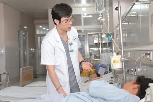 Thanh niên suy thận cấp do say nóng trong nhà xưởng