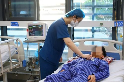 4 người ngộ độc sau khi ăn nấm